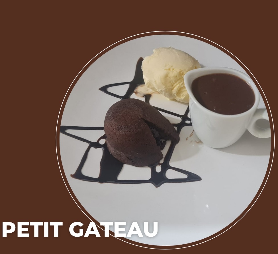 Petit Gateau
